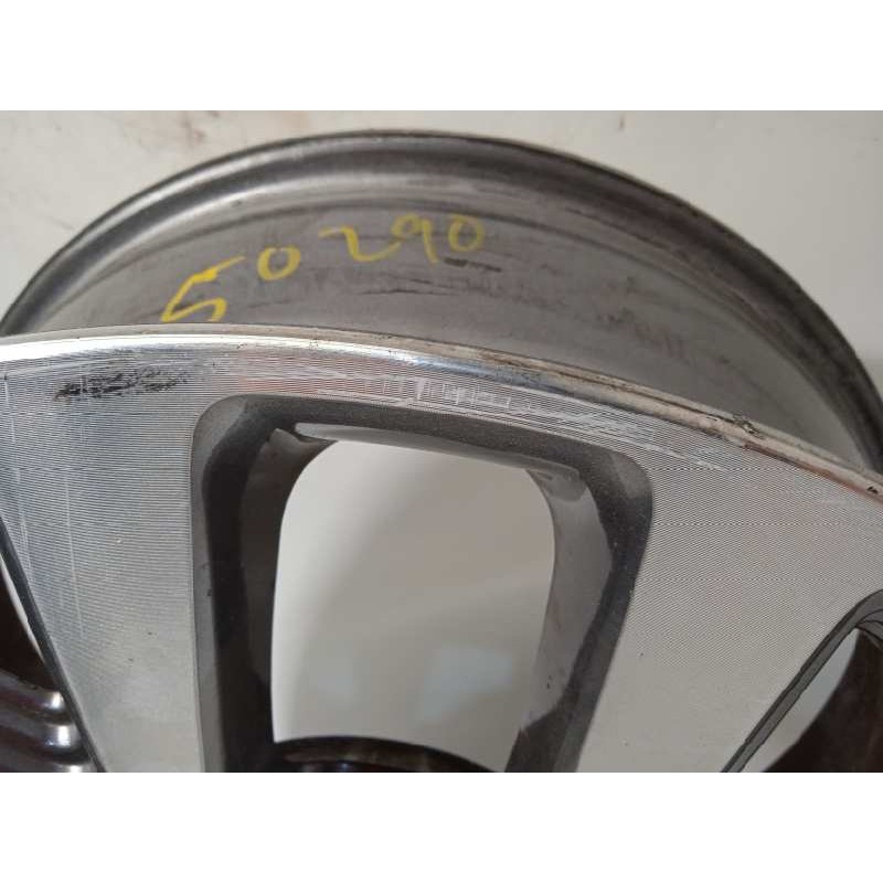 Recambio de llanta para kia sportage basic 4x2 referencia OEM IAM 529103W610  