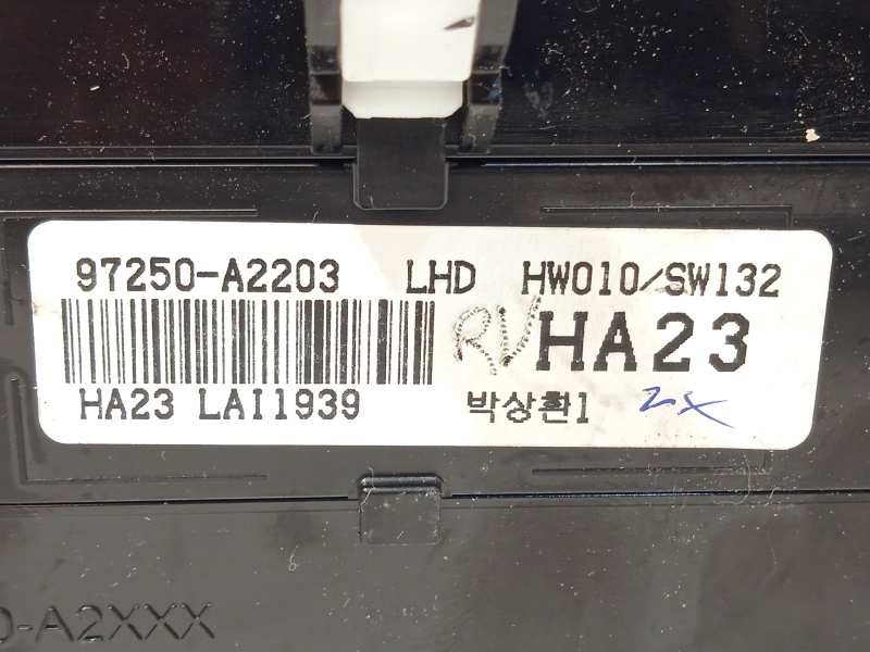 Recambio de mando climatizador para kia cee´d drive referencia OEM IAM 97250A2203  97250A2203WK