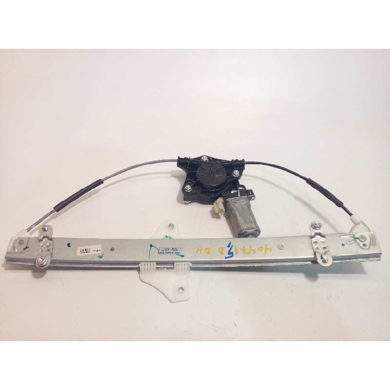 Recambio de elevalunas delantero derecho para hyundai i10 1.0 cat referencia OEM IAM 82402B4110  82460B4000