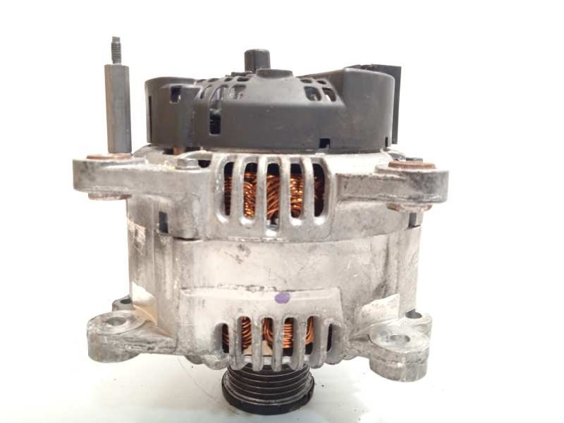 Recambio de alternador para volkswagen crafter combi (2e) combi 30 referencia OEM IAM 03L903023P  FG18T062