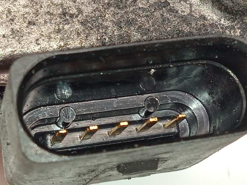 Recambio de caja mariposa para volkswagen crafter combi (2e) combi 30 referencia OEM IAM 03L128063S  A2C32356700