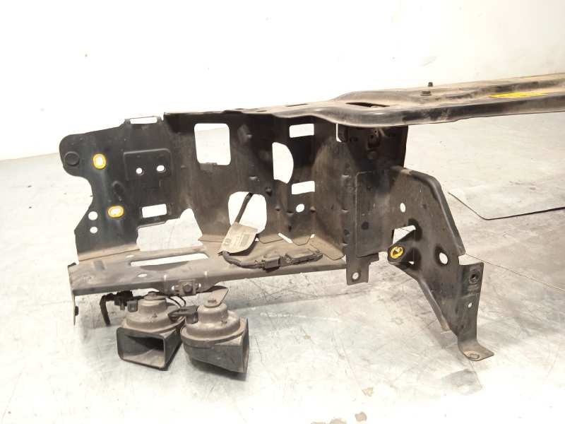 Recambio de panel frontal para volvo xc90 d5 referencia OEM IAM 30796864  