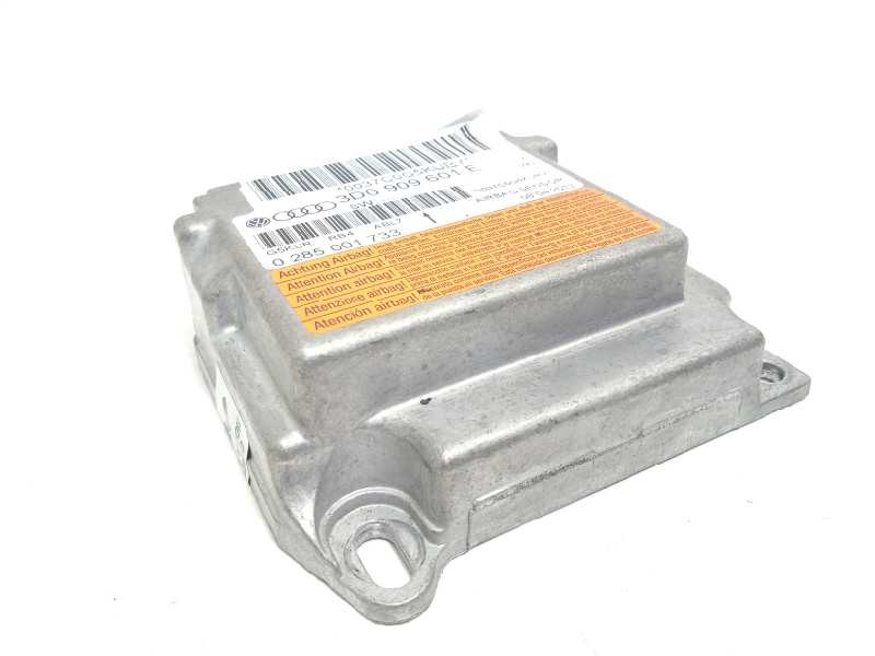 Recambio de centralita airbag para volkswagen touareg (7la) tdi r5 referencia OEM IAM 3D0909601E 3D0909601E00B 0285001733