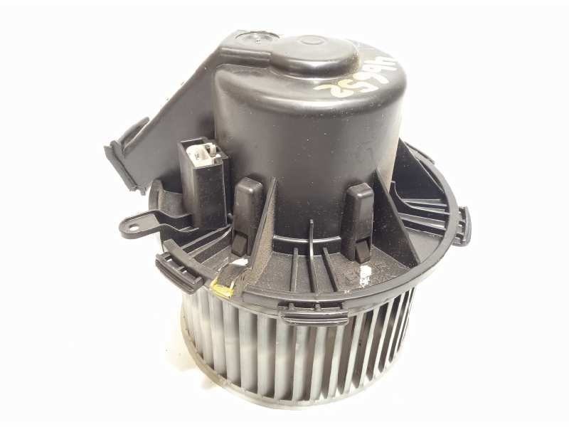 Recambio de motor calefaccion para volkswagen crafter combi (2e) combi 30 referencia OEM IAM 2E0819987A  