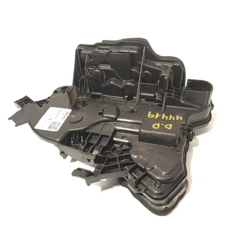 Recambio de cerradura puerta delantera derecha para volkswagen t-cross 1.0 tsi referencia OEM IAM 10B837016  