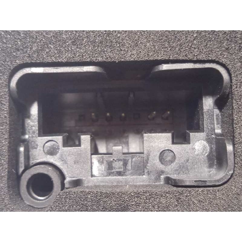 Recambio de cerradura puerta delantera derecha para volkswagen t-cross 1.0 tsi referencia OEM IAM 10B837016  