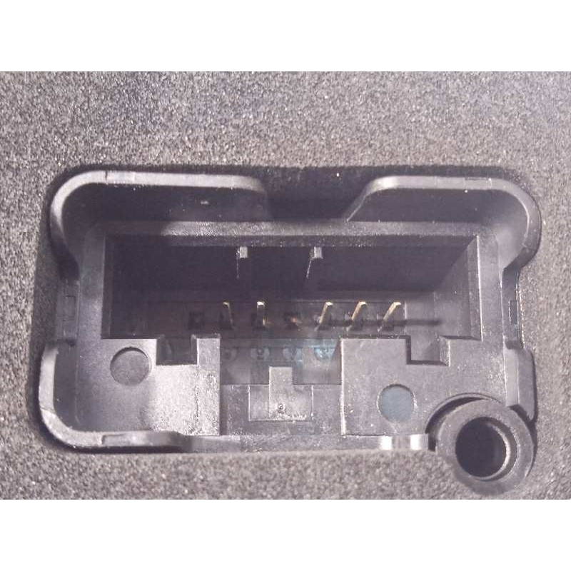 Recambio de cerradura puerta delantera izquierda para volkswagen t-cross 1.0 tsi referencia OEM IAM 10B837015  