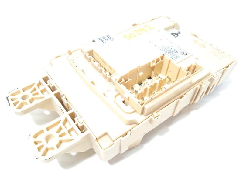 Recambio de caja reles / fusibles para hyundai ioniq hybrid referencia OEM IAM 91950G2512  