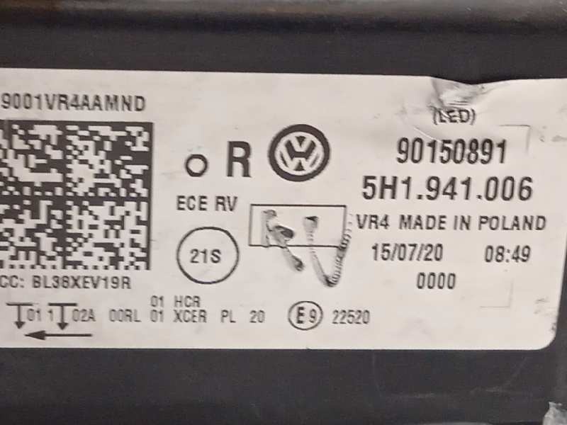 Recambio de faro derecho para volkswagen golf viii lim. (cd1) style referencia OEM IAM 5H1941006  90150891
