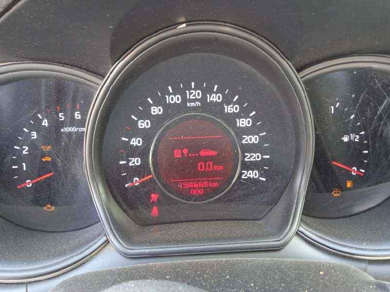 Recambio de cuadro instrumentos para kia cee´d drive referencia OEM IAM 94003A2332  