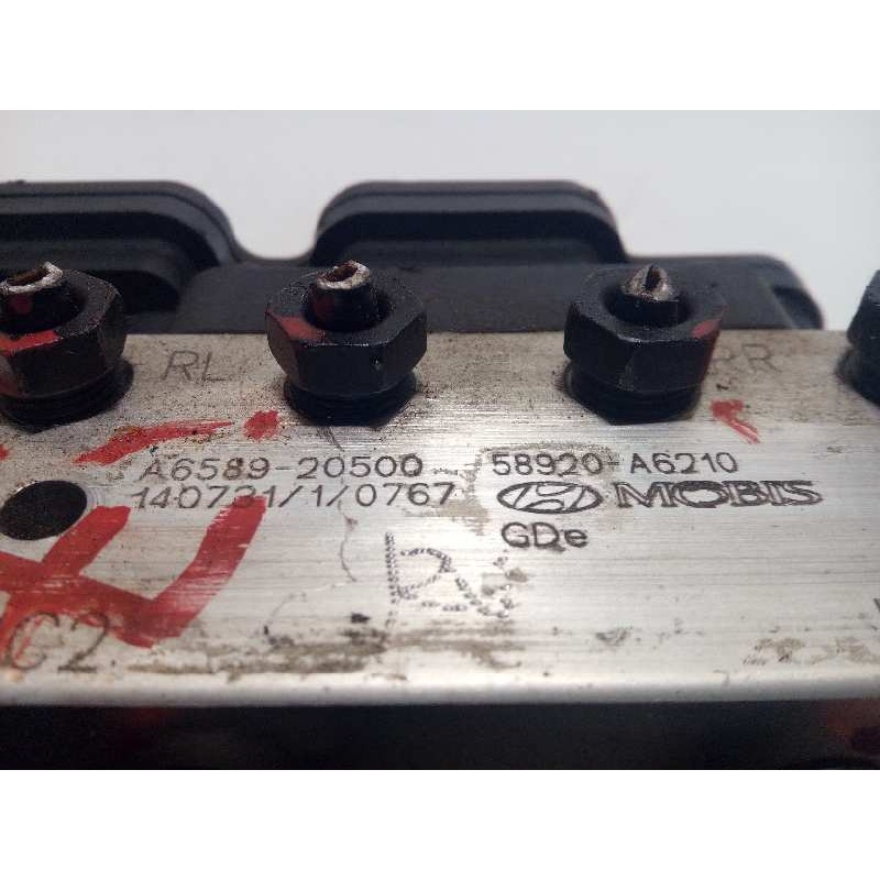 Recambio de abs para hyundai i30 (gd) tecno referencia OEM IAM 58920A6210 6158945200 A658920500