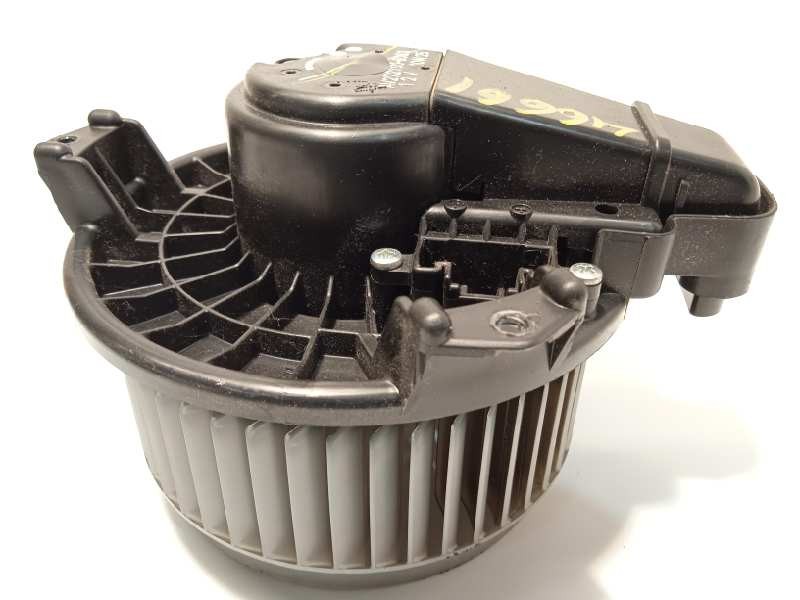 Recambio de motor calefaccion para toyota auris active referencia OEM IAM 2727008083 AV2727008083 8710305060