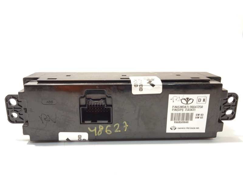 Recambio de pantalla multifuncion para chevrolet epica 2.0 cat referencia OEM IAM 96647250  