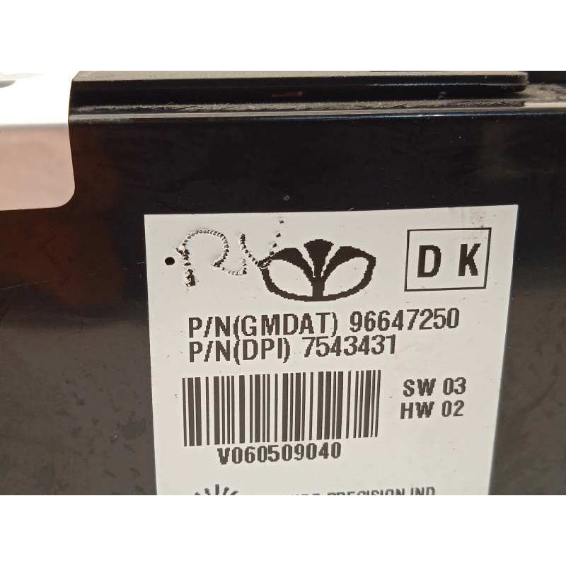 Recambio de pantalla multifuncion para chevrolet epica 2.0 cat referencia OEM IAM 96647250  