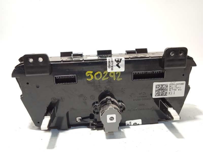 Recambio de mando climatizador para hyundai ioniq hybrid referencia OEM IAM 97250G2050MBI  97250G2050