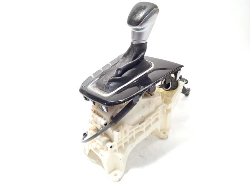 Recambio de palanca cambio para hyundai ioniq hybrid referencia OEM IAM 46700F2210  