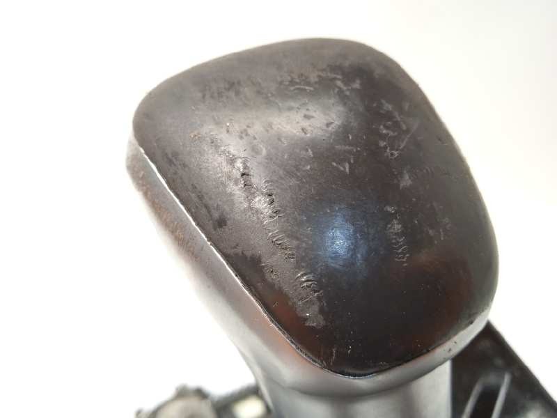 Recambio de palanca cambio para hyundai ioniq hybrid referencia OEM IAM 46700F2210  