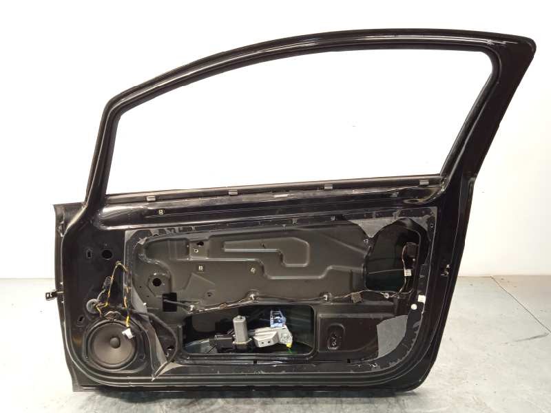 Recambio de puerta delantera derecha para opel corsa d sport referencia OEM IAM 93191127  