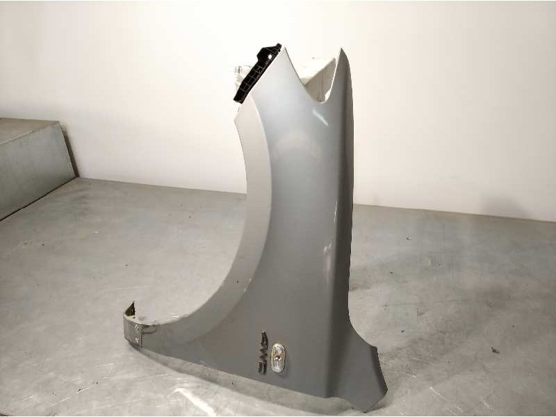 Recambio de aleta delantera izquierda para hyundai santa fe (bm) 2.2 crdi cat referencia OEM IAM 663102B270  