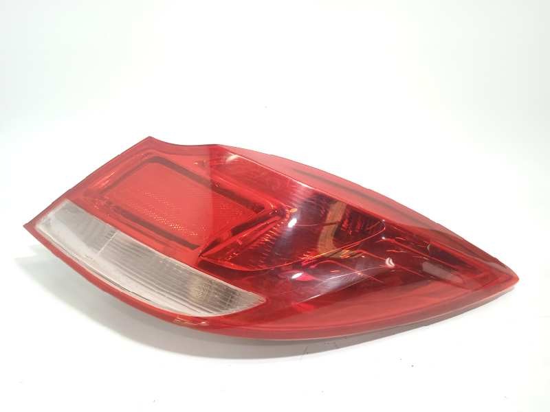 Recambio de piloto trasero derecho para opel insignia berlina 2.0 16v cdti referencia OEM IAM 13273622  13279622