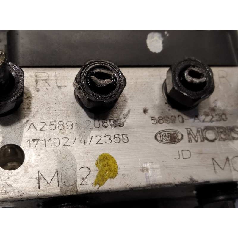 Recambio de abs para kia cee´d tech referencia OEM IAM 58920A2230 6158945200 A258920800