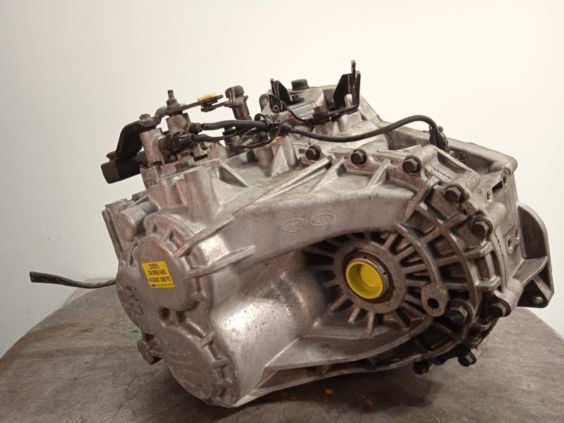 Recambio de caja cambios para hyundai santa fe (bm) 2.2 crdi classic (2wd) referencia OEM IAM 4300038070  