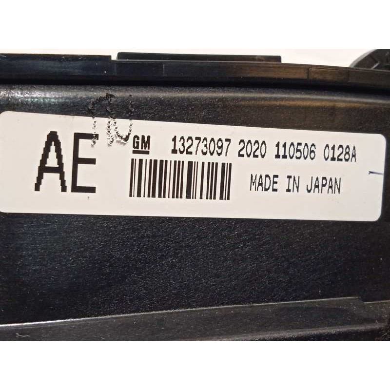 Recambio de mando climatizador para opel insignia berlina 2.0 16v cdti referencia OEM IAM 13273097  