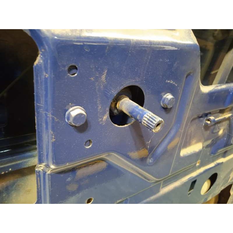 Recambio de puerta delantera derecha para volkswagen t4 transporter/furgoneta (mod. 1991) combi l referencia OEM IAM 701831056H 