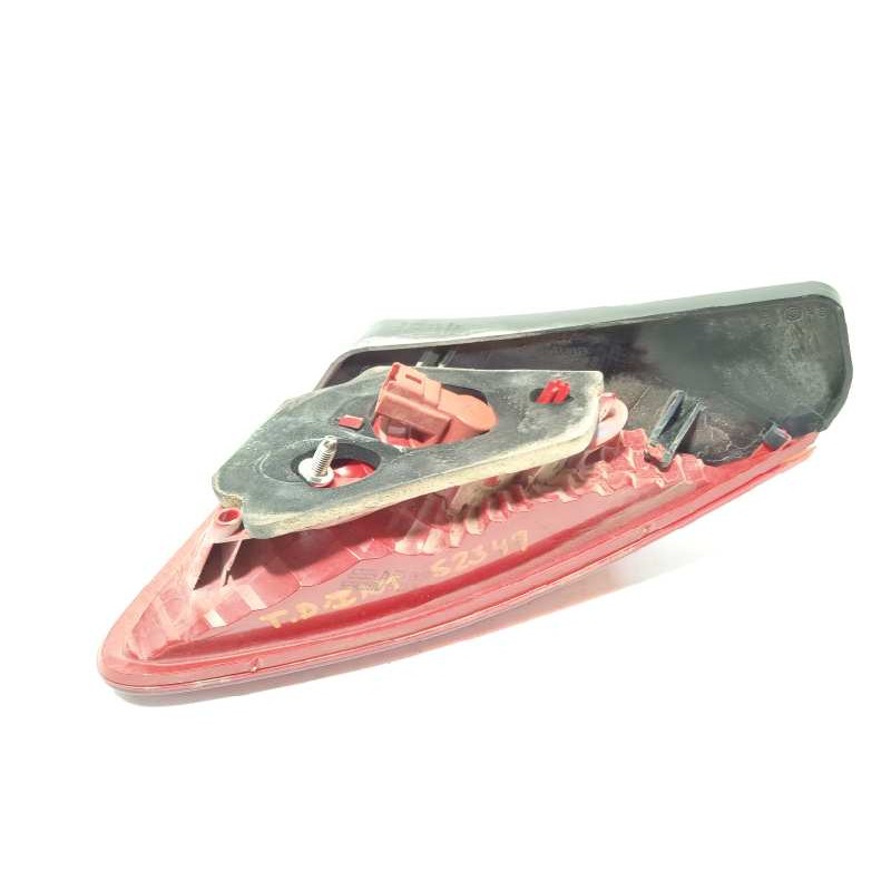 Recambio de piloto trasero derecho interior para peugeot 3008 hybrid4 referencia OEM IAM 9683460980  6351HE