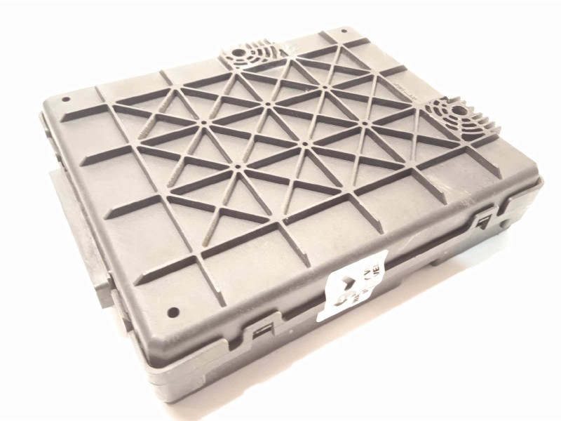 Recambio de centralita check control para chevrolet epica 2.0 diesel cat referencia OEM IAM 96647424  