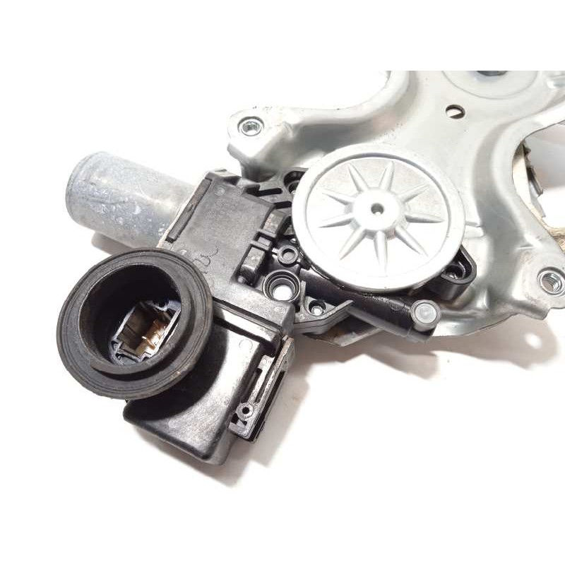 Recambio de elevalunas trasero derecho para lexus rx (agl20) 450h referencia OEM IAM 8571048131  6980178010