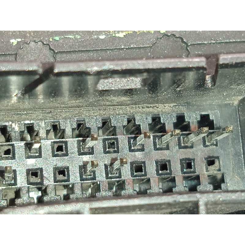 Recambio de retrovisor izquierdo para opel insignia berlina 2.0 16v cdti referencia OEM IAM 13320190  13329082