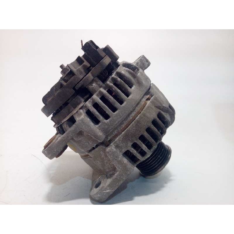 Recambio de alternador para renault twingo 1.5 dci diesel fap referencia OEM IAM 231008578R  0124425093