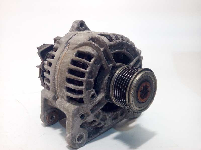 Recambio de alternador para renault twingo 1.5 dci diesel fap referencia OEM IAM 231008578R  0124425093