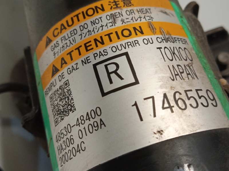 Recambio de amortiguador trasero derecho para lexus rx (agl20) 450h referencia OEM IAM 4853048400  