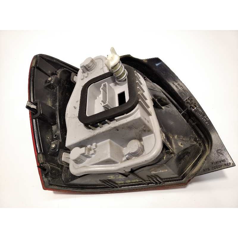 Recambio de piloto trasero derecho para volkswagen polo (6r1) 1.6 tdi referencia OEM IAM 6R0945096N  