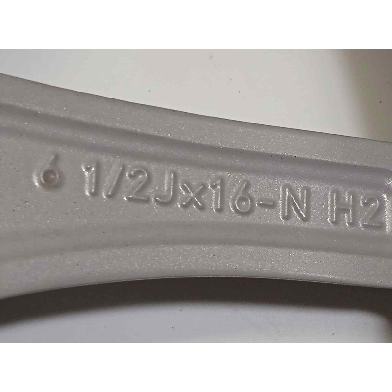 Recambio de llanta para bmw serie 3 touring (g21) 320d referencia OEM IAM 6876921  36116876921