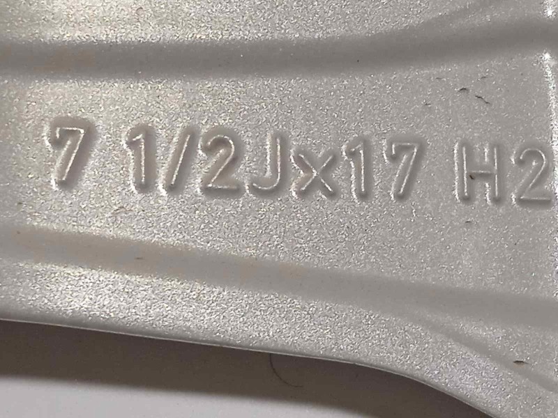 Recambio de llanta para bmw serie 3 berlina (g20) 320i referencia OEM IAM 7915323  36117915323