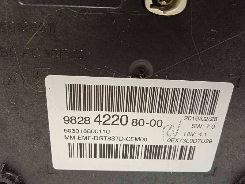 Recambio de pantalla multifuncion para citroën c5 aircross feel referencia OEM IAM 9828422080  