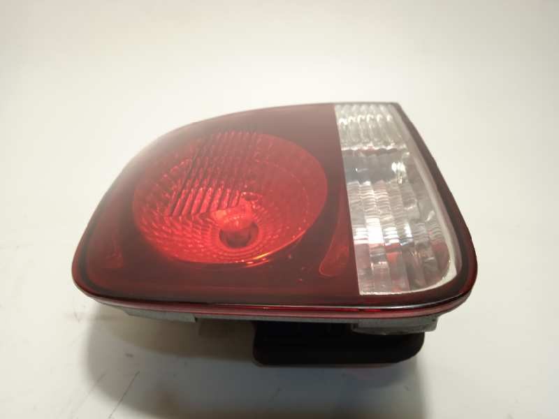 Recambio de piloto trasero derecho interior para volkswagen touareg (7la) 2.5 tdi referencia OEM IAM 7L6945094T  