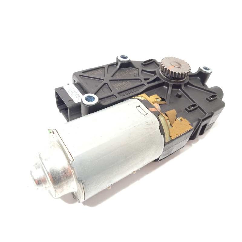 Recambio de motor techo electrico para peugeot 3008 hybrid4 referencia OEM IAM WR09C04AA  8401WH