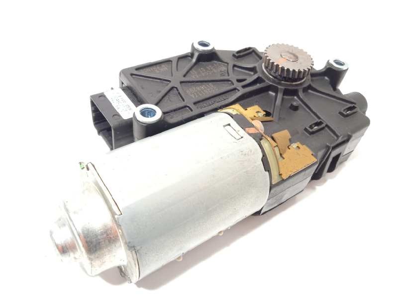 Recambio de motor techo electrico para peugeot 3008 hybrid4 referencia OEM IAM WR09C04AA  8401WH