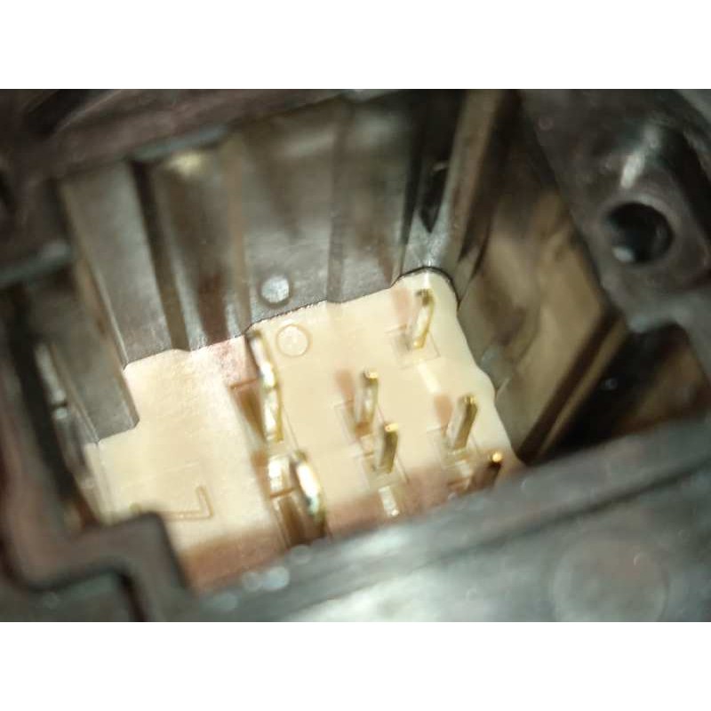 Recambio de elevalunas trasero derecho para lexus rx (agl20) 450h referencia OEM IAM 8571048131  0620203992