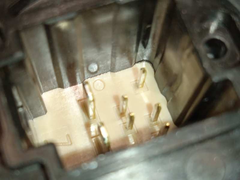 Recambio de elevalunas trasero derecho para lexus rx (agl20) 450h referencia OEM IAM 8571048131  0620203992