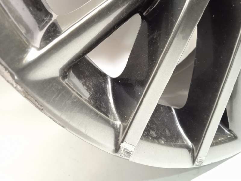 Recambio de llanta para lexus rx (agl20) 450h referencia OEM IAM 4261A48170  