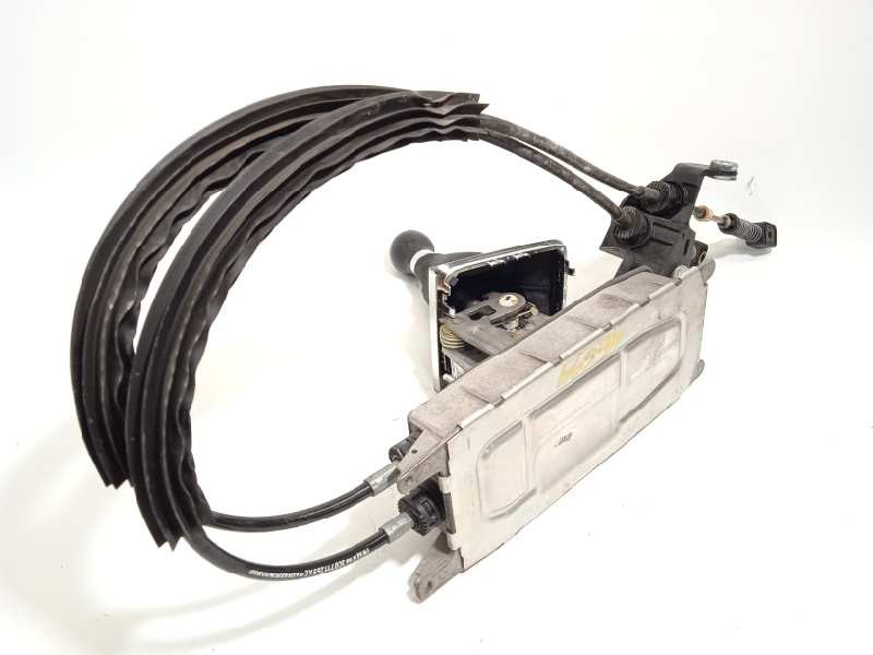 Recambio de palanca cambio para volkswagen passat lim. (362) advance bluemotion referencia OEM IAM 3C0711049AG 1K0711061B 1K0711