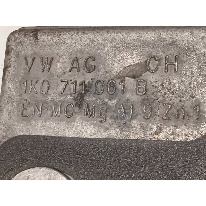 Recambio de palanca cambio para volkswagen passat lim. (362) advance bluemotion referencia OEM IAM 3C0711049AG 1K0711061B 1K0711