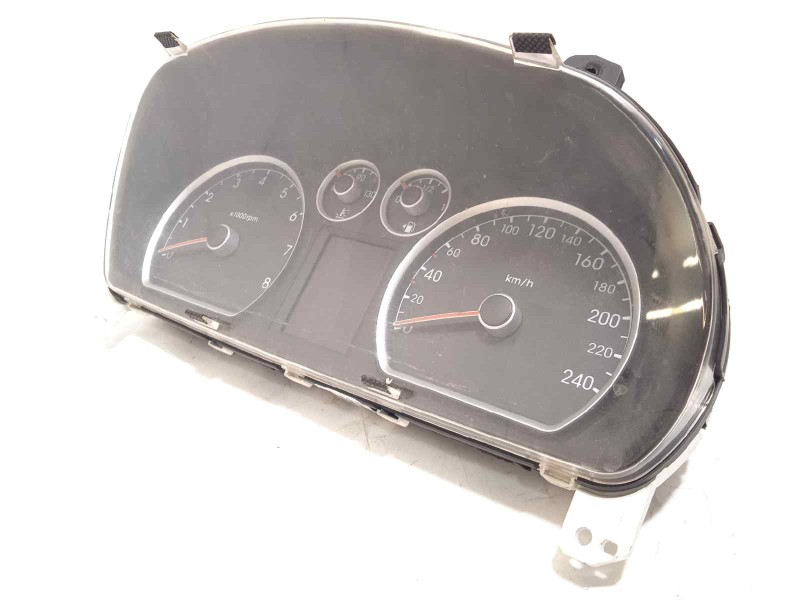 Recambio de cuadro instrumentos para hyundai i30 1.4 cat referencia OEM IAM 940032R010  