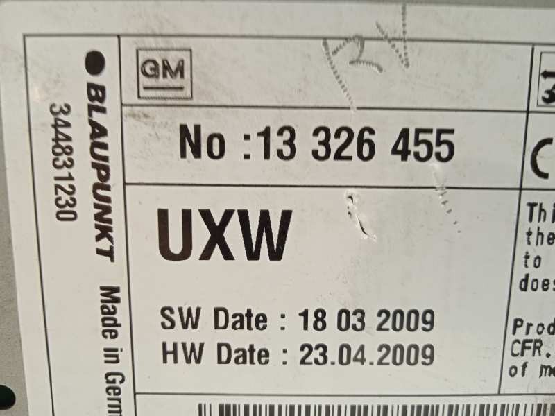 Recambio de sistema audio / radio cd para opel insignia berlina 2.0 16v cdti referencia OEM IAM 13326455  7612004306