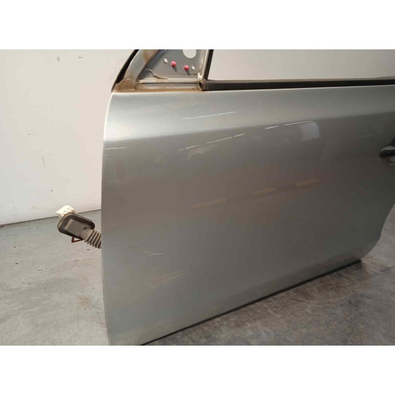 Recambio de puerta delantera izquierda para hyundai i30 1.4 cat referencia OEM IAM 760032R010  